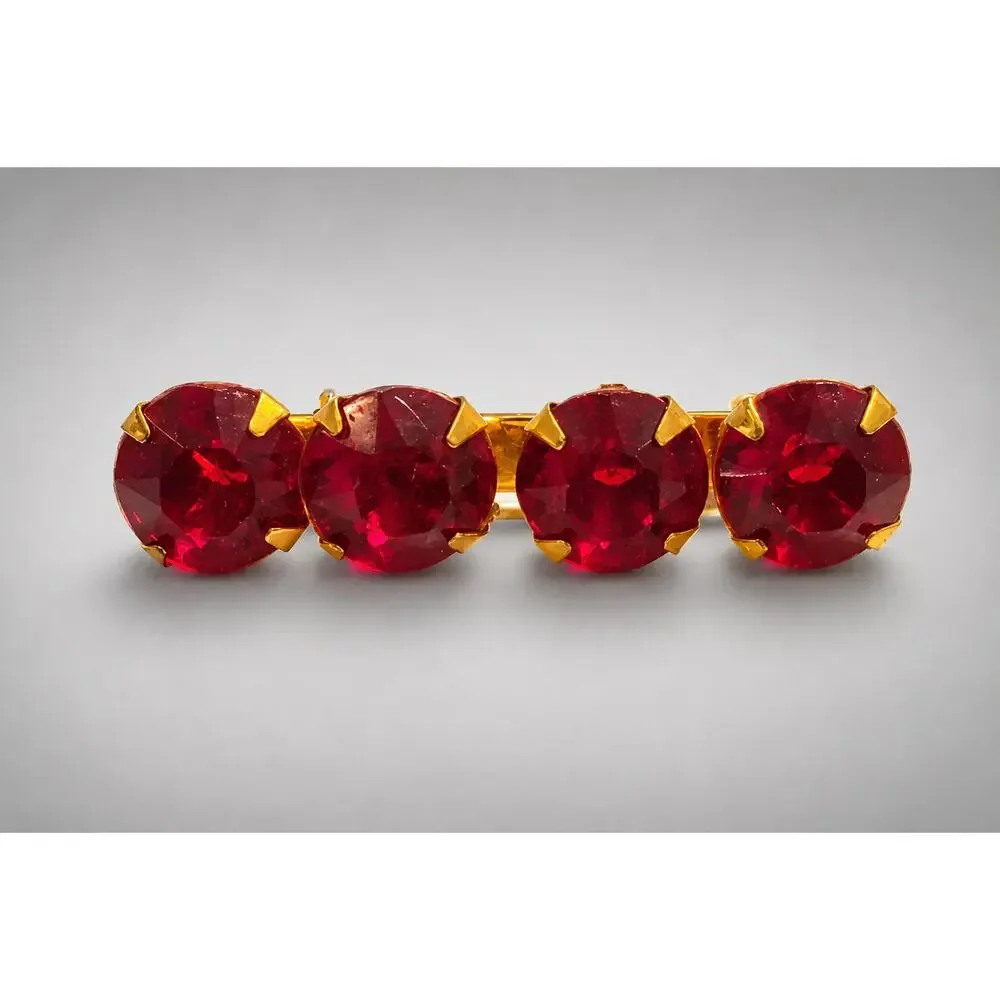 Vintage Deep Red Faceted Lucite Bar Pin, Retro C-Hook, 1940s, Gold-tone‎ go-64